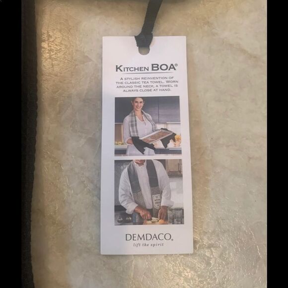 Kitchen Towel Boa. NWT - Picture 3 of 4